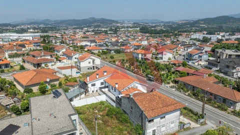 Moradia T4 para Venda em Brito