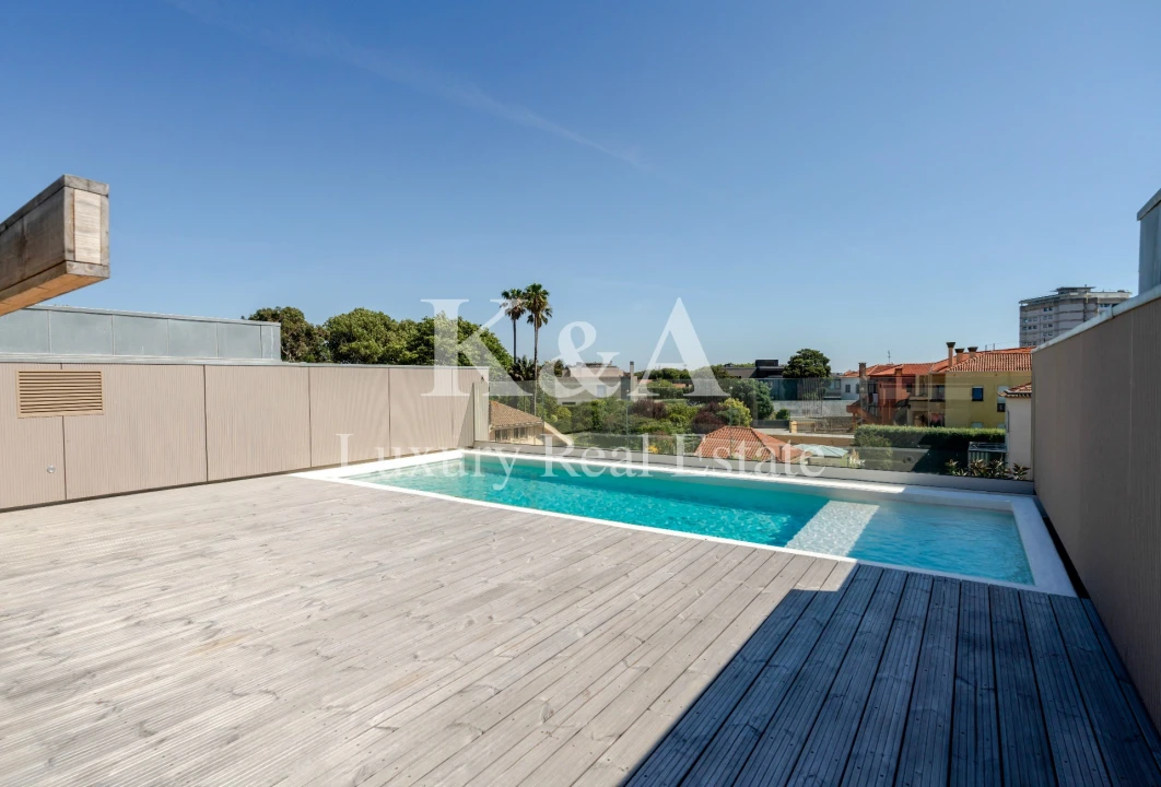 Apartamento T4 para Venda em Aldoar, Foz do Douro e Nevogilde Foto 1