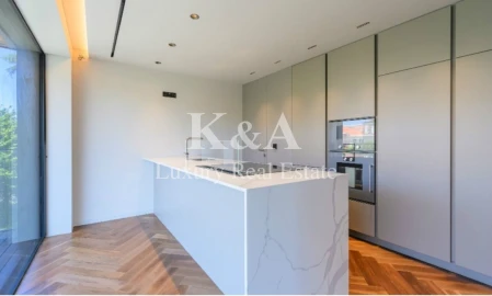 Apartamento T4 para Venda em Aldoar, Foz do Douro e Nevogilde