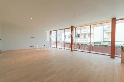 Apartamento T4 para Venda em Aldoar, Foz do Douro e Nevogilde