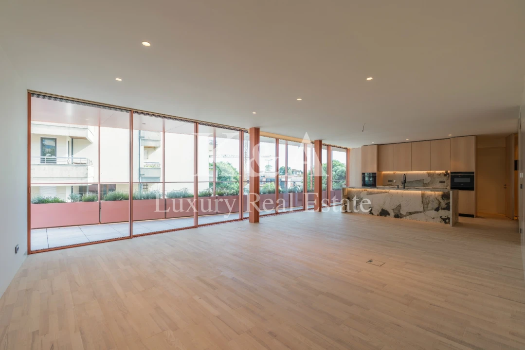 Apartamento T4 para Venda em Aldoar, Foz do Douro e Nevogilde Foto 3