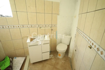 Moradia T2 para Venda em Tavares (Chãs, Várzea e Travanca)