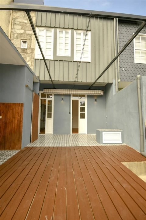 Moradia T3 para Arrendamento em Lordelo do Ouro e Massarelos