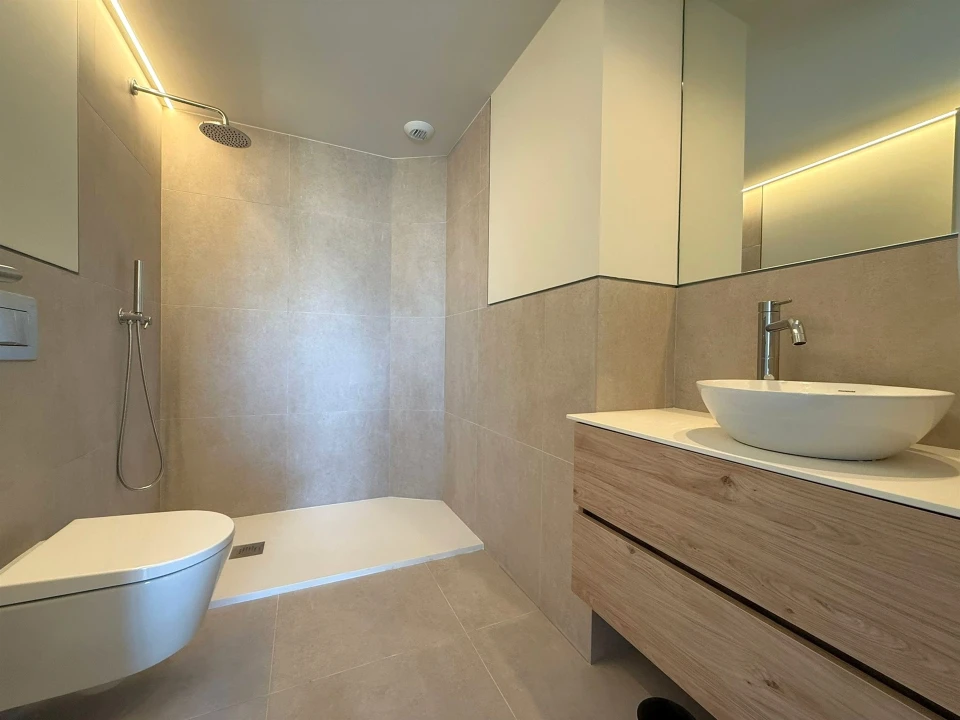 Apartamento T1 para Venda em Ramalde Foto 12