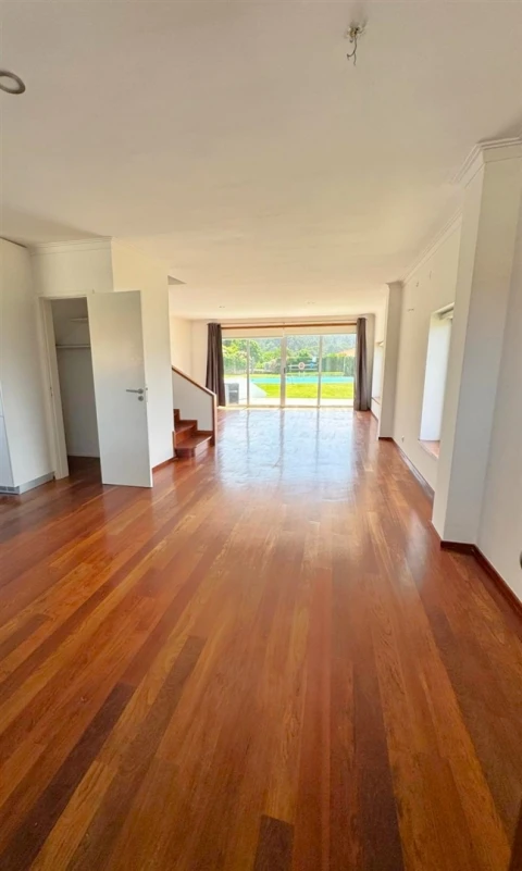 Moradia T3 para Venda em Gondarem