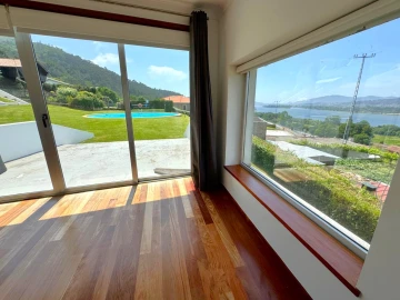 Moradia T3 para Venda em Gondarem