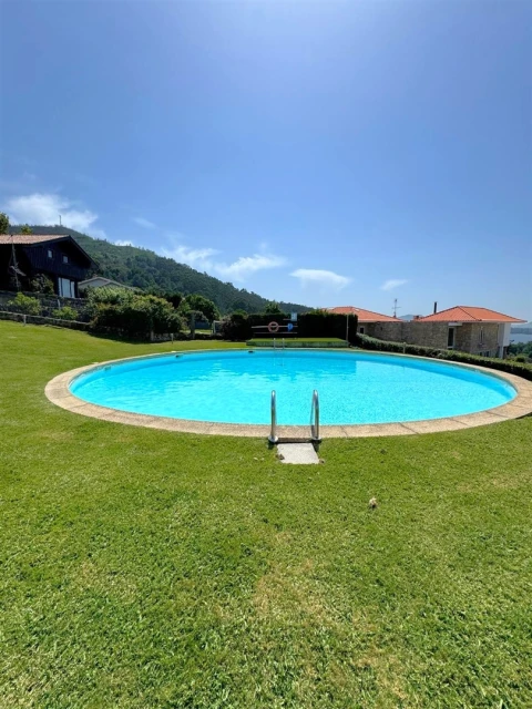 Moradia T3 para Venda em Gondarem