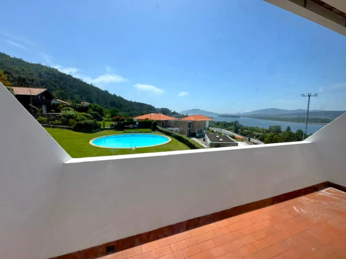Moradia T3 para Venda em Gondarem Foto 26