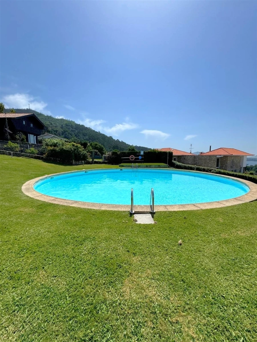 Moradia T3 para Venda em Gondarem Foto 27