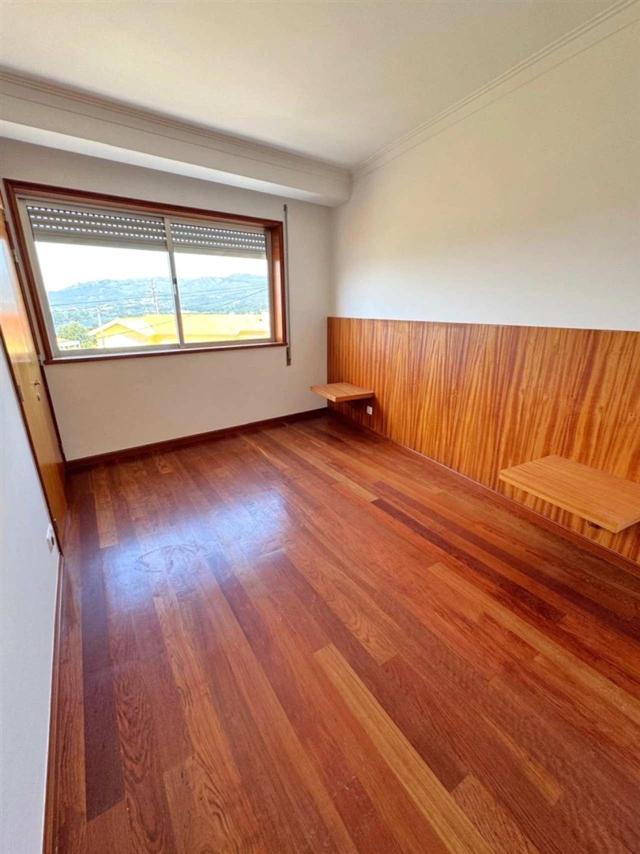 Moradia T3 para Venda em Gondarem Foto 22