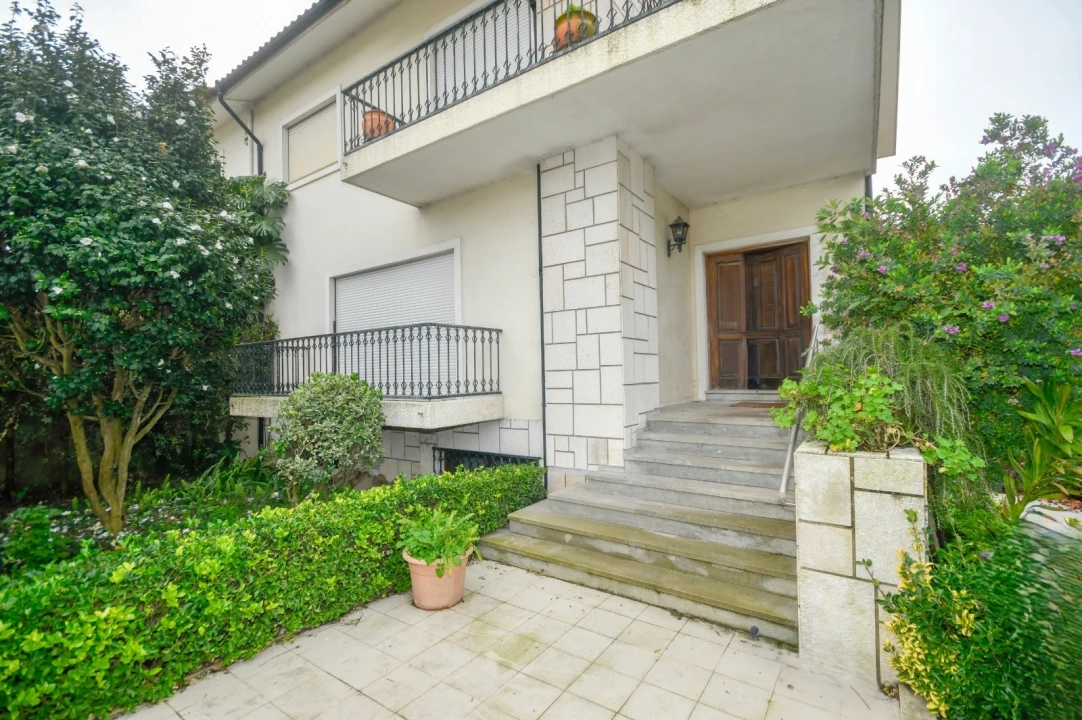 Moradia T7 para Venda em Aldoar, Foz do Douro e Nevogilde Foto 2