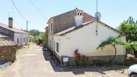Moradia T3 para Venda em Sarzedas