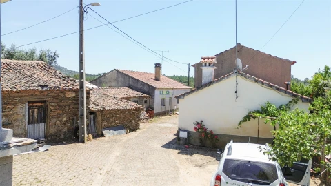 Moradia T3 para Venda em Sarzedas