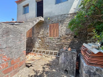 Moradia T3 para Venda em Sarzedas