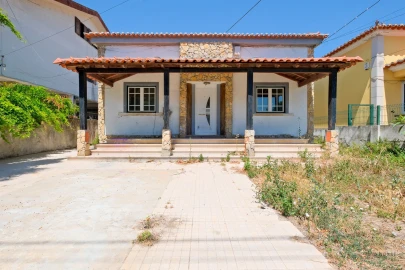 Moradia T4 para Venda em Loures