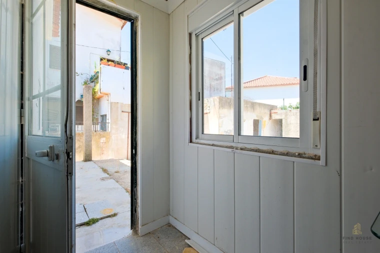 Moradia T4 para Venda em Loures Foto 9