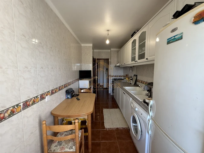 Apartamento T2 para Venda em Buarcos Foto 6