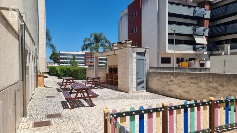 Apartamento T4 para Venda em Nossa Sra de Fatima