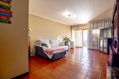Apartamento T2 para Venda em Amarante (São Gonçalo), Madalena, Cepelos e Gatão