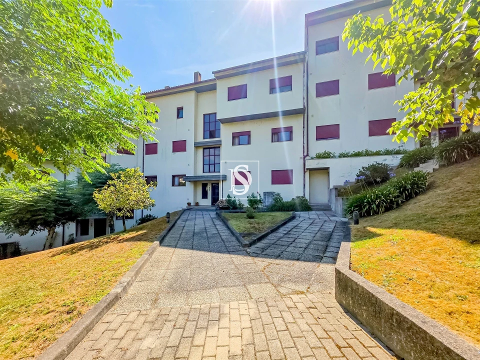 Apartamento T2 para Venda em Amarante (São Gonçalo), Madalena, Cepelos e Gatão Foto 3