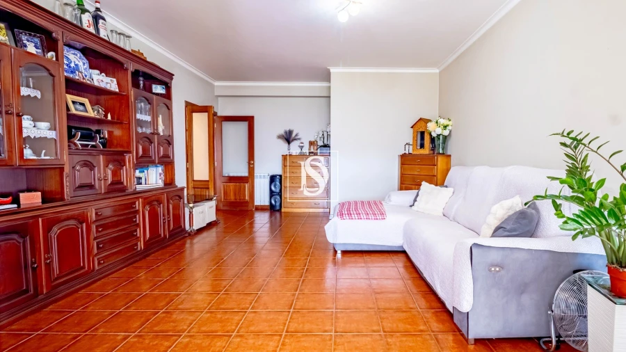 Apartamento T2 para Venda em Amarante (São Gonçalo), Madalena, Cepelos e Gatão