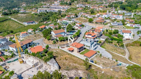 Terreno para Venda em Louredo