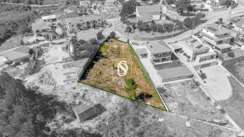 Terreno para Venda em Louredo