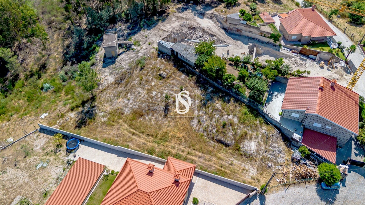 Terreno para Venda em Louredo Foto 5