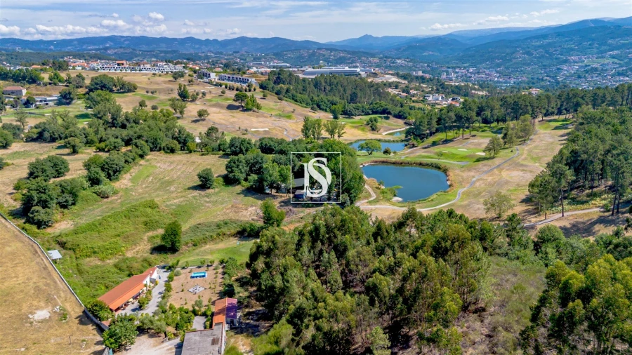 Terreno para Venda em Louredo Foto 15