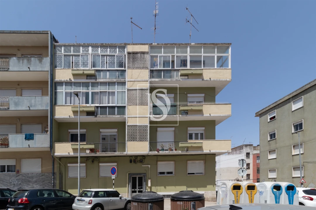 Apartamento T2 para Venda em Amora Foto 13