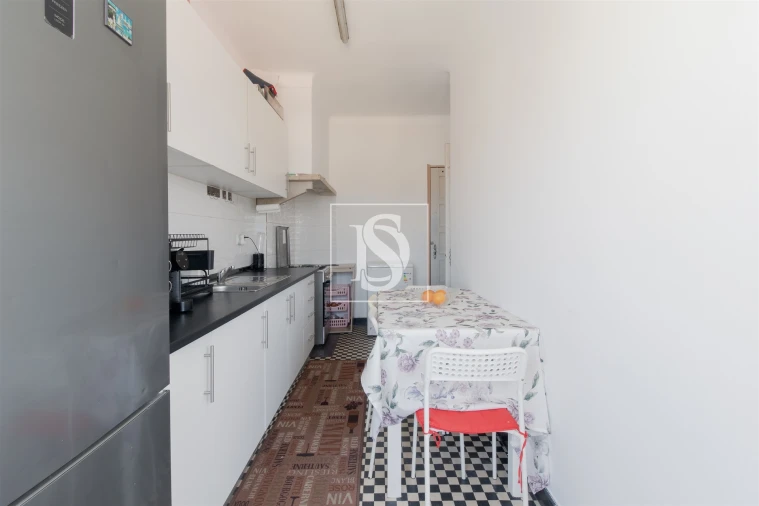 Apartamento T2 para Venda em Amora Foto 12