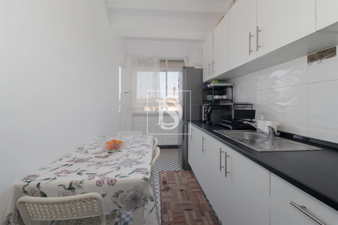 Apartamento T2 para Venda em Amora Foto 11