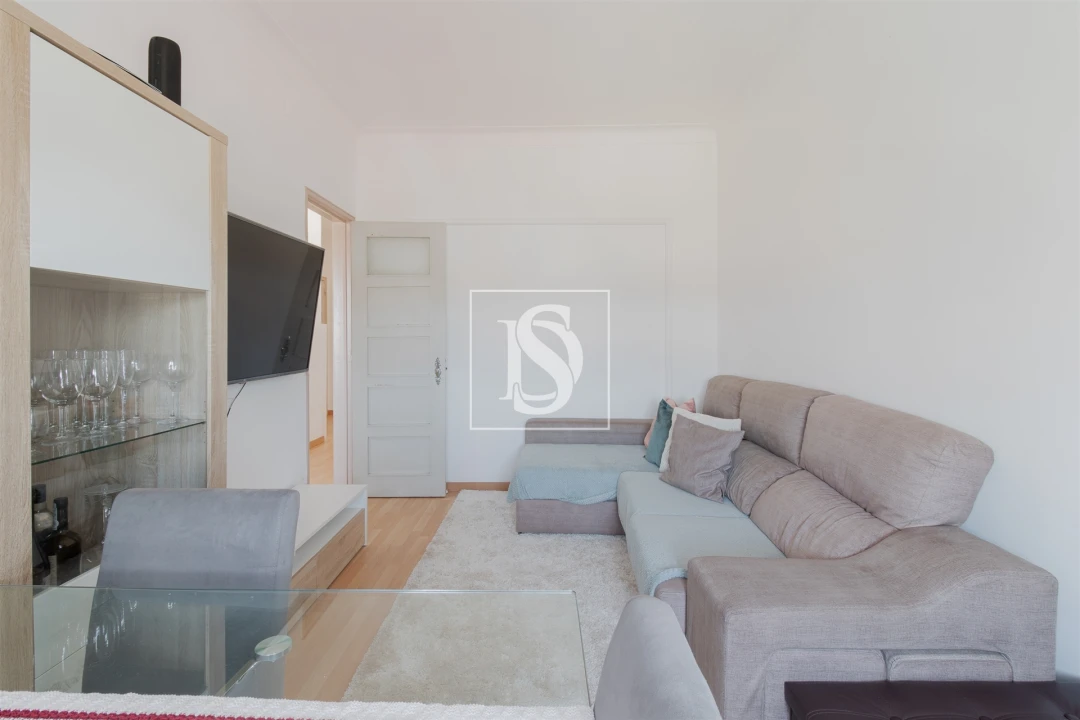 Apartamento T2 para Venda em Amora Foto 2