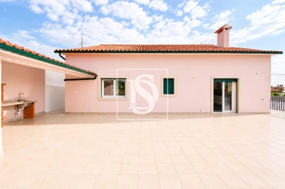 Moradia T3 para Venda em São Pedro de Tomar