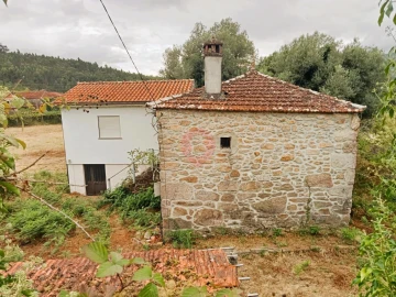Moradia T1 para Venda em Ceivães e Badim