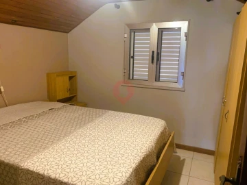 Moradia T4 para Venda em Riba de Mouro