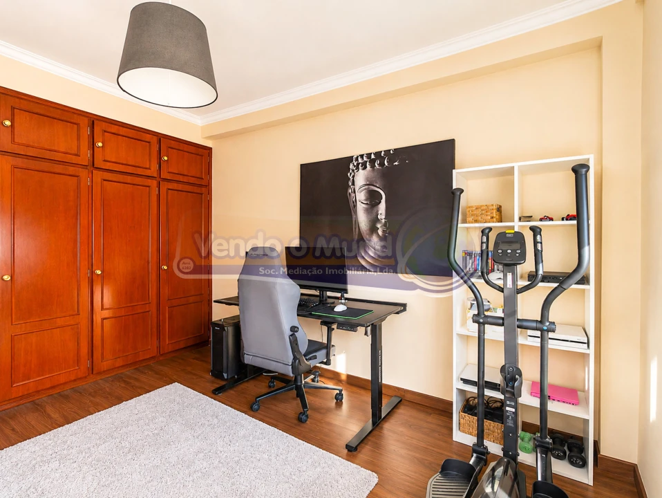 Apartamento T2 para Venda em Almeirim Foto 13