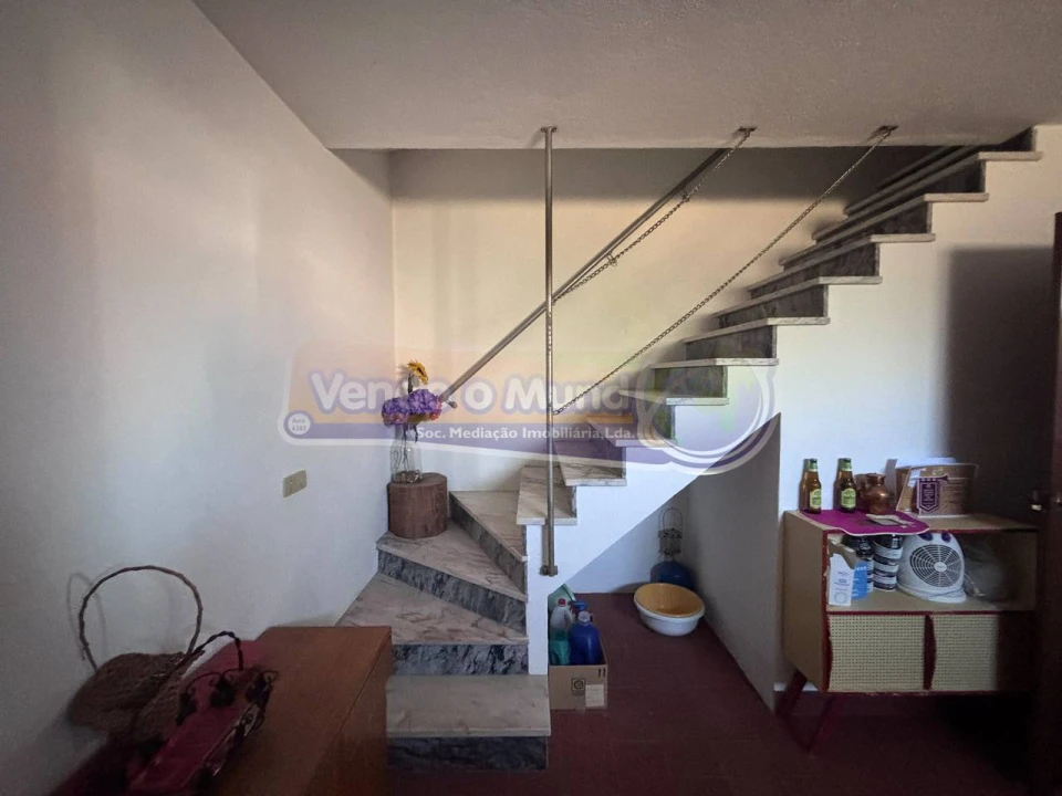 Moradia T4 para Venda em Cabeção Foto 15