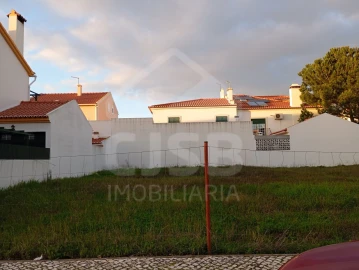 Terreno para Venda em Samora Correia