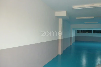 Terreno Comércio / Armazém para Venda em Campanhã