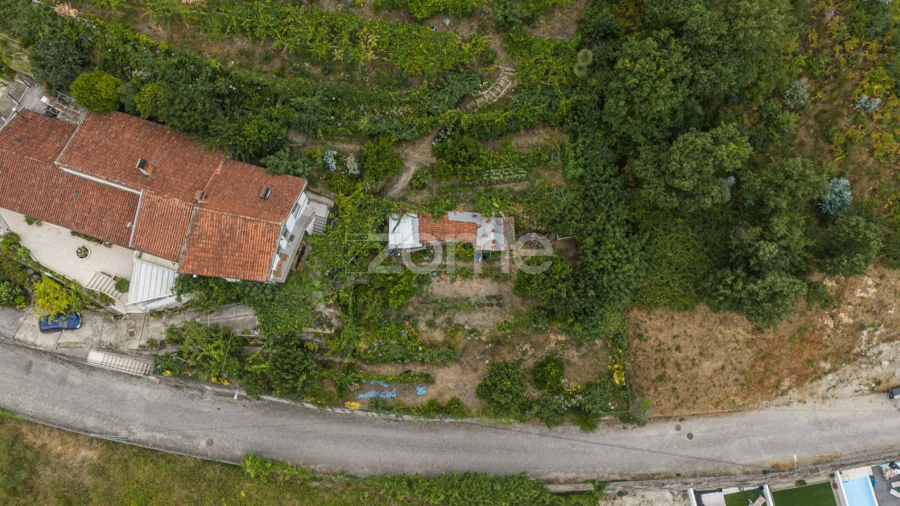 Terreno para Venda em Lomar e Arcos