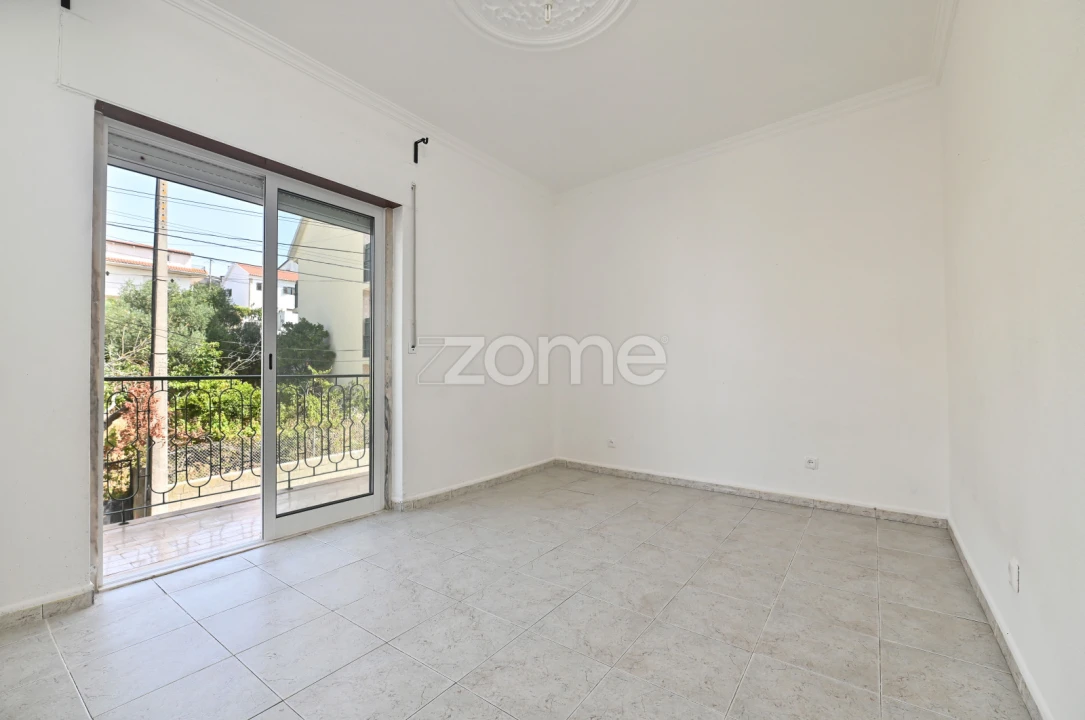 Apartamento T3 para Arrendamento em Pontinha e Famões Foto 21