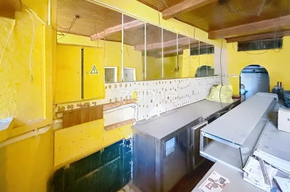 Negócio para Venda em Sé Nova, Santa Cruz, Almedina e São Bartolomeu