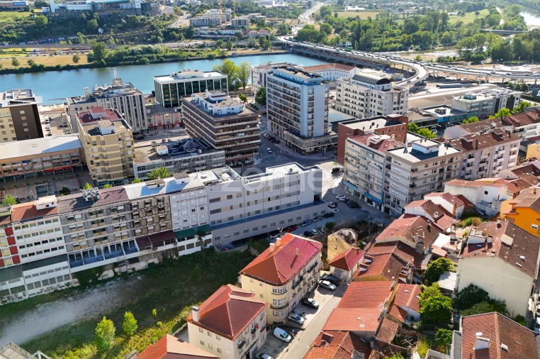 Apartamento T1 para Venda em Sé Nova, Santa Cruz, Almedina e São Bartolomeu Foto 8