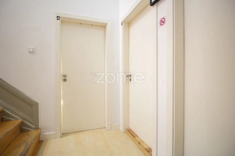 Apartamento T9 para Venda em Sé Nova, Santa Cruz, Almedina e São Bartolomeu Foto 2
