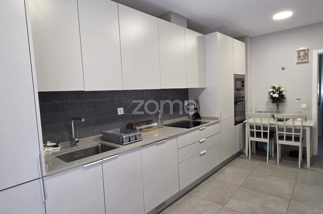 Apartamento T3 para Arrendamento em Vila Franca de Xira Foto 3