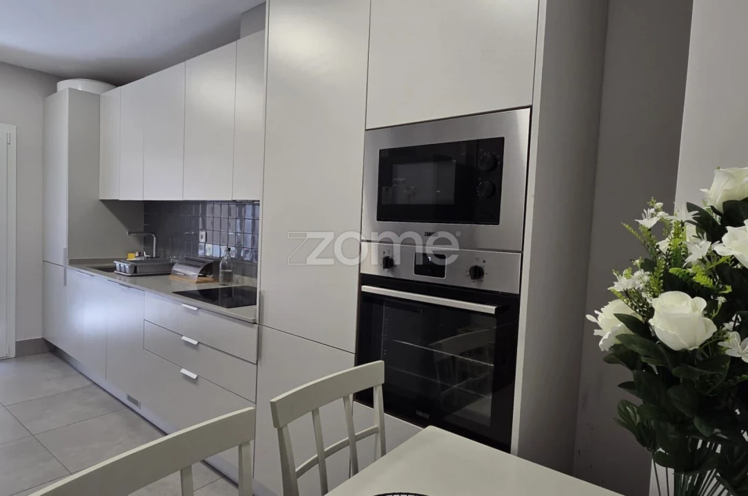 Apartamento T3 para Arrendamento em Vila Franca de Xira Foto 4