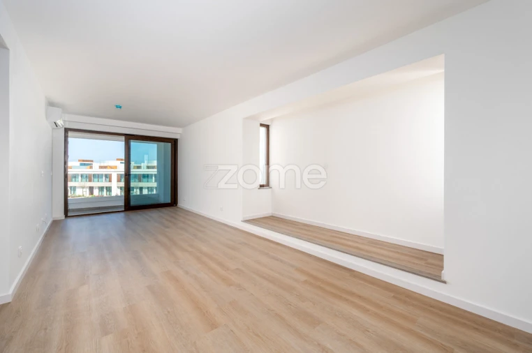 Apartamento T3 para Venda em Porto Covo Foto 11