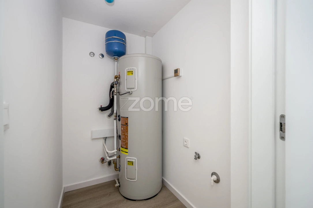 Apartamento T3 para Venda em Porto Covo Foto 28