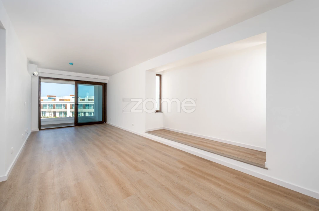 Apartamento T3 para Venda em Porto Covo Foto 11